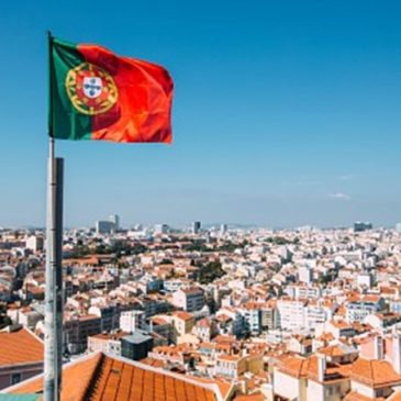 Informação sobre isenção de impostos para emigrantes que regressem a Portugal